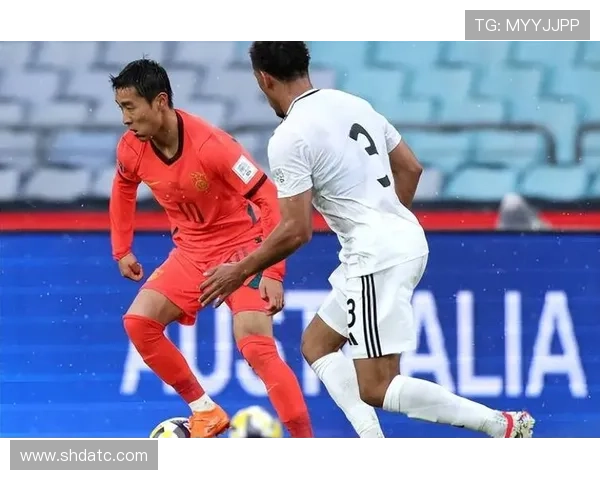 国足开局低迷九分钟落后喀麦隆