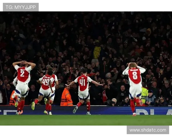 小蜘蛛赖斯任意球再掀神迹